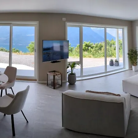 Apartment Flotun