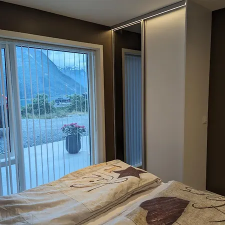 Apartment Flotun *